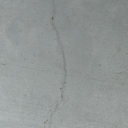 Cracks everywhere! Cracks everywhere!