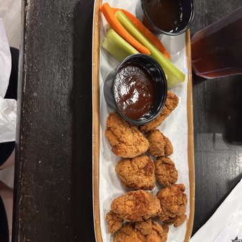 Smokey’s Mountain Bar & Grill - Boneless Wings - Beer Bar Near Me - Spruce, Michigan Smokey’s Mountain Bar & Grill - Boneless Wings - Beer Bar Near Me - Spruce, Michigan