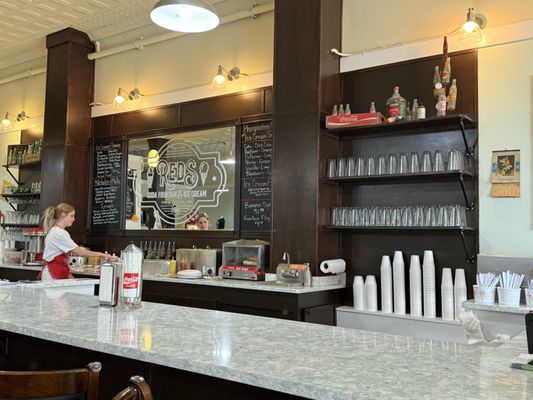 Reds Soda Fountain and Ice Cream by null