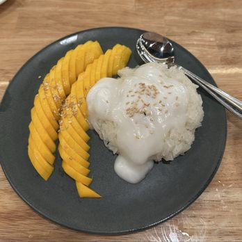 Ari's Thai Eatery - Mango sticky rice. So so good. - Thai Near Me - Azusa, California