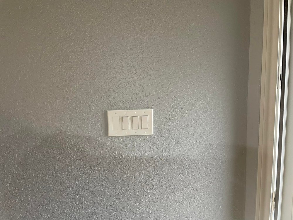 Slide of Manhattan Beach Master Electrician
