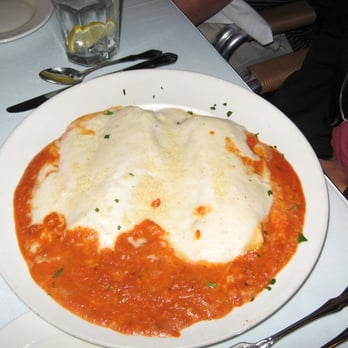 Della Santina's - Cannelloni Florentine - Italian Near Me - Sonoma, California