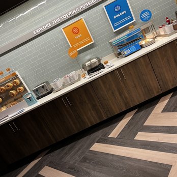 Tru by Hilton St. George - Included breakfasts - Hotels Near Me - St George, Utah Tru by Hilton St. George - Included breakfasts - Hotels Near Me - St George, Utah