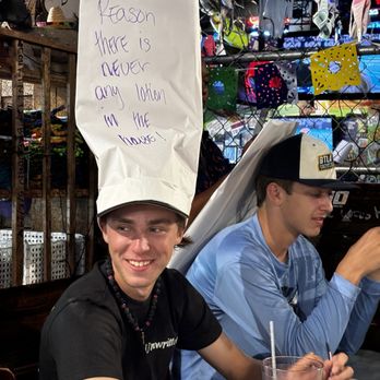 Dick's Last Resort - Indianapolis - Bars Near Me - Indianapolis, Indiana