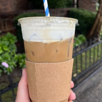 Paris Baguette - pumpkin sweet cream cold brew - 24 oz - Bakeries Near Me - Queens, New York Paris Baguette - pumpkin sweet cream cold brew - 24 oz - Bakeries Near Me - Queens, New York