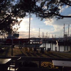 Oriental Marina & Inn