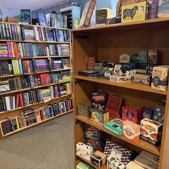 White Mountain Cafe - Book and souvenir store. - Coffee & Tea Near Me - Gorham, New Hampshire White Mountain Cafe - Book and souvenir store. - Coffee & Tea Near Me - Gorham, New Hampshire