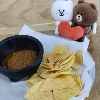 Tight Tacos Kaimuki - Complimentary chips and salsa - Tacos Near Me - Honolulu, Hawaii Tight Tacos Kaimuki - Complimentary chips and salsa - Tacos Near Me - Honolulu, Hawaii