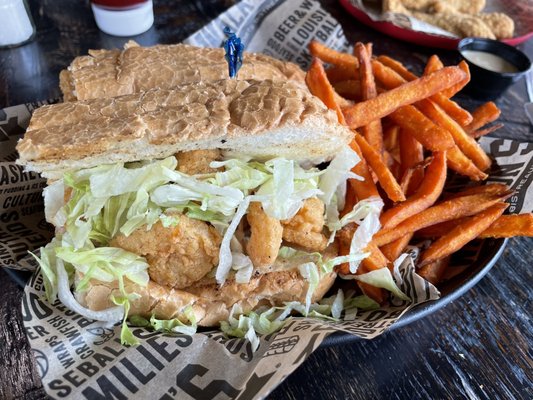 Walk-On's Sports Bistreaux - Arlington Restaurant by null