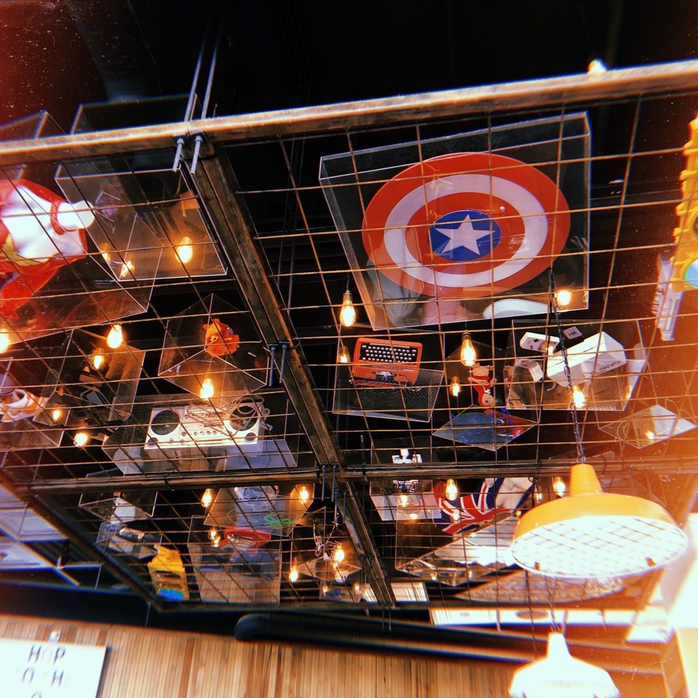 TGI Fridays - Decor. - American Near Me - Newcastle, XTW TGI Fridays - Decor. - American Near Me - Newcastle, XTW