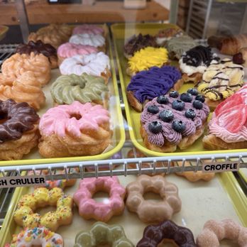 Fluffy Donut Cafe & Bagels - Assorted donuts - Donuts Near Me - Bellevue, Washington Fluffy Donut Cafe & Bagels - Assorted donuts - Donuts Near Me - Bellevue, Washington
