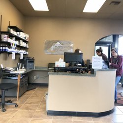 Mountain View Chiropractic And Wellness Center - Reception counter