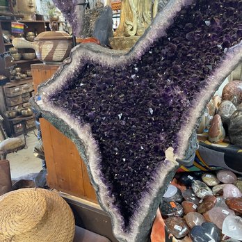 Buddha Bob's - AMETHYST GALORE! - Antiques Near Me - Eastham, Massachusetts