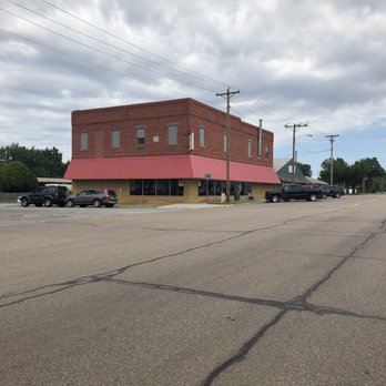 Dave's Pizza Oven - Pizza Near Me - Coldwater, Kansas