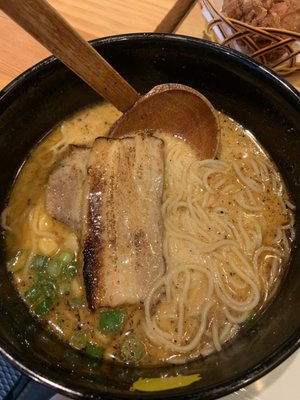 KINTON RAMEN CÔTE-DES-NEIGES by null