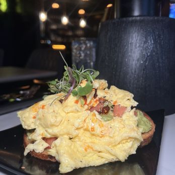 OneSixty Kitchen and Cocktails - Avocado toast - Cocktail Bars Near Me - Charlotte, North Carolina OneSixty Kitchen and Cocktails - Avocado toast - Cocktail Bars Near Me - Charlotte, North Carolina