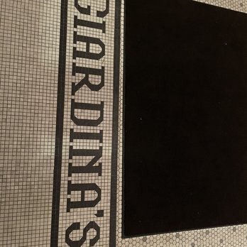 Giardina's Restaurant - Welcome - Italian Near Me - Greenwood, Mississippi