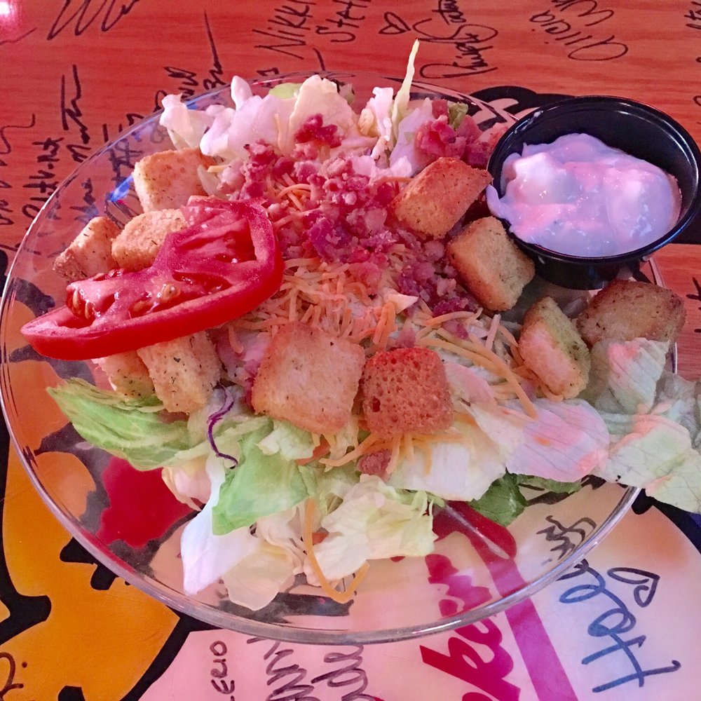 Fricker's - Dinner salad - American Near Me - Middletown, Ohio