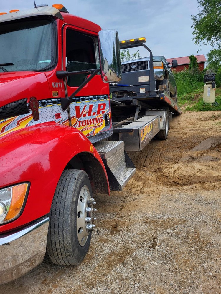 VIP AUTO BODY & COLLISION Updated September 2024 13 Photos 360 S Clay St, Coldwater