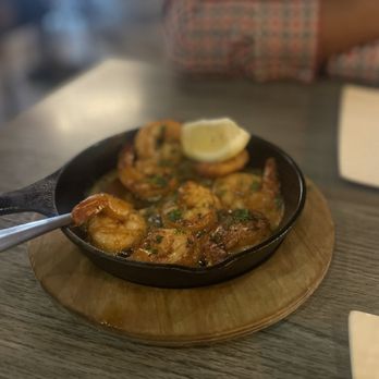 Moussaka Mediterranean Kitchen - Iron Skillet Garlic prawns - Mediterranean Near Me - San Leandro, California Moussaka Mediterranean Kitchen - Iron Skillet Garlic prawns - Mediterranean Near Me - San Leandro, California