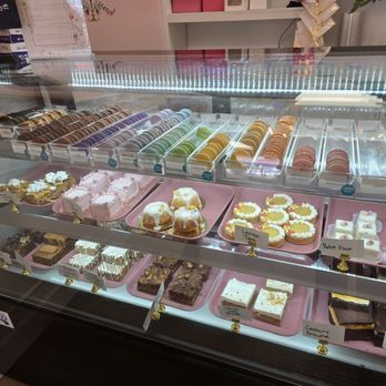 Let Them Eat Cake - Custom Cakes Near Me - Nazareth, Pennsylvania