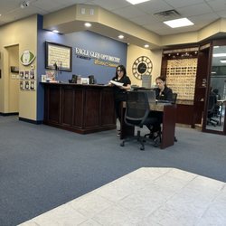 Eagle Glen Optometry - Optometry techs & lobby