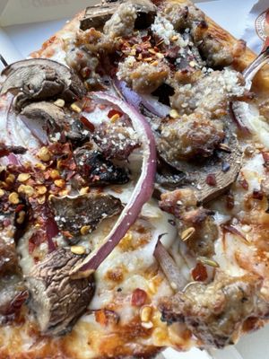 Crossroad Pizzeria by null