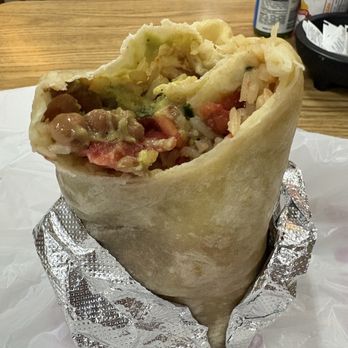 Puentez Taqueria - Bean cheese, rice, guacamole, pico de gallo a little squirt of hot sauce green - Mexican Near Me - San Rafael, California