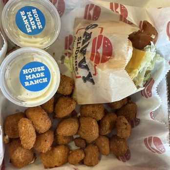 Savvy Sliders - Fish sandwich and cheese curds - Fast Food Near Me - San Antonio, Texas Savvy Sliders - Fish sandwich and cheese curds - Fast Food Near Me - San Antonio, Texas