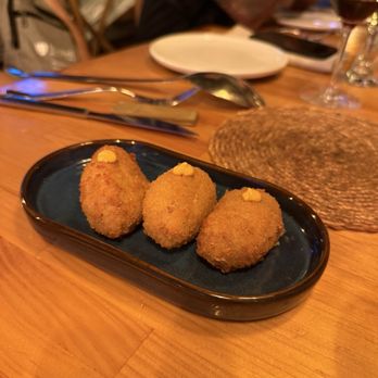 Arume - Croquets - Mediterranean Near Me - Barcelona, B