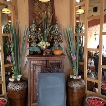 The Basil Restaurant - Beautiful decor - Thai Near Me - Carson City, Nevada