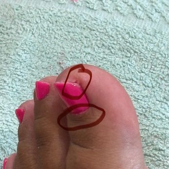 Organic Nail Spa - Dirty, painful, worse than what I can do for myself - Nail Salons Near Me - Claremont, California