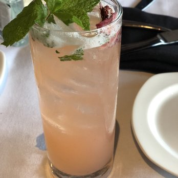 Paradiso Restaurant - Italian Near Me - San Leandro, California