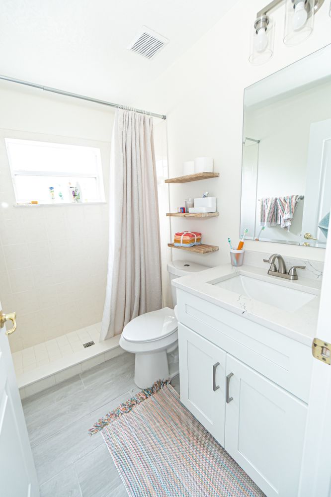 Slide of TEK Construction group