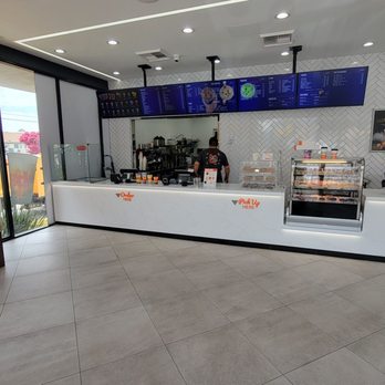 It's Boba Time - Sylmar - the inside of a coffee shop - Bubble Tea Near Me - Sylmar, California