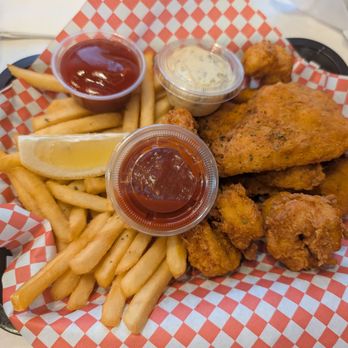 The Crab House - Crab House Basket - Seafood Near Me - Englewood, Colorado The Crab House - Crab House Basket - Seafood Near Me - Englewood, Colorado