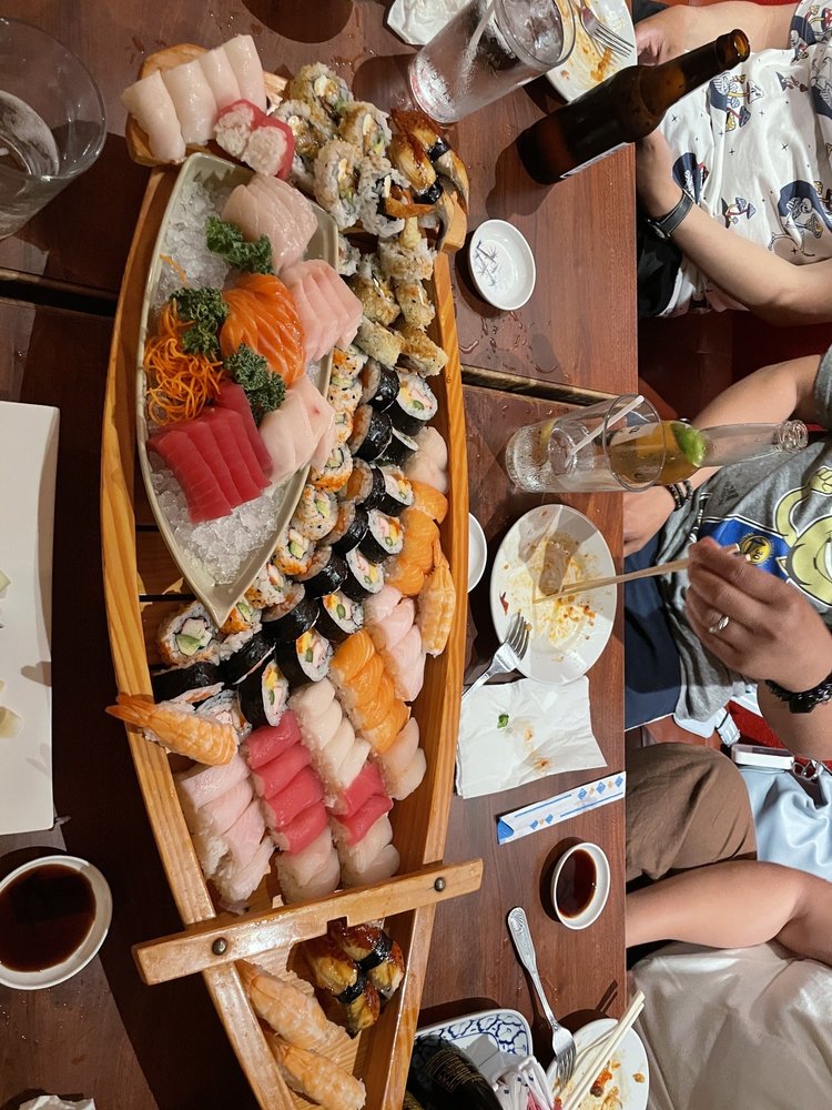 Thai Thai Restaurant & Sushi