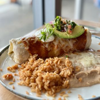 Chuponcito - Burrito with Chicken Tinga - Mexican Near Me - Aliso Viejo, California Chuponcito - Burrito with Chicken Tinga - Mexican Near Me - Aliso Viejo, California