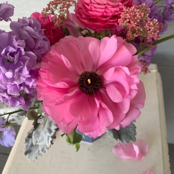 Sandoval and Sons Flower Grower - I mean how good is this single petal ranunculus? Only field grown look like this! Love supporting local! - Pick Your Own Farms Near Me - Bonsall, California Sandoval and Sons Flower Grower - I mean how good is this single petal ranunculus? Only field grown look like this! Love supporting local! - Pick Your Own Farms Near Me - Bonsall, California