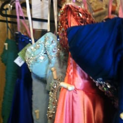 Finders Keepers - They have a great selection of dresses!