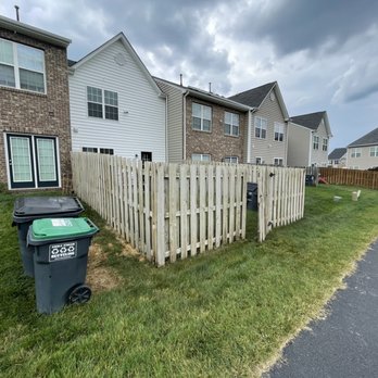 Va Power Wash Pros - A fence - Pressure Washers Near Me - Laneview, Virginia Va Power Wash Pros - A fence - Pressure Washers Near Me - Laneview, Virginia