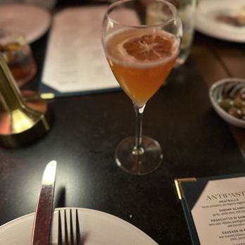 Fioretta - Pear of Ace - Italian Near Me - Chicago, Illinois Fioretta - Pear of Ace - Italian Near Me - Chicago, Illinois