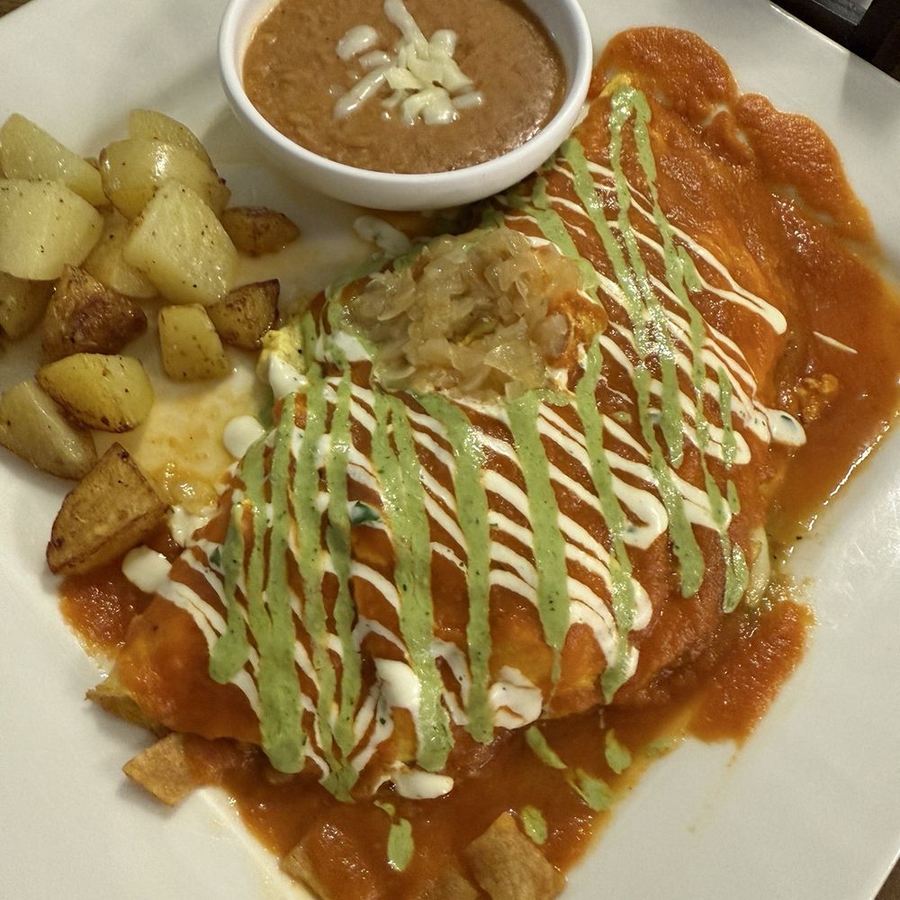 Candy Cake - Chilequiles omelette - Coffee & Tea Near Me - Puerto Peñasco, SON