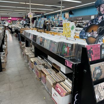 Vintage Vinyl - Selection - Music & DVDs Near Me - University City, Missouri Vintage Vinyl - Selection - Music & DVDs Near Me - University City, Missouri
