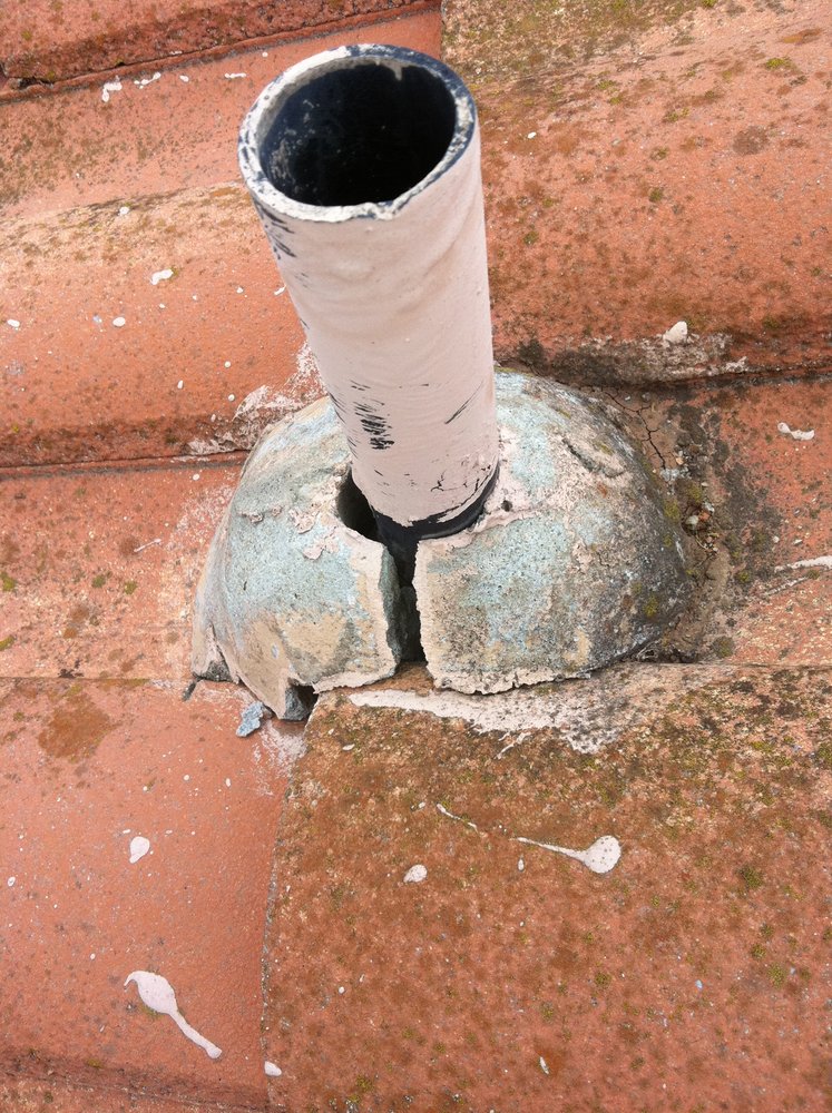 Slide of Zavala Roofing