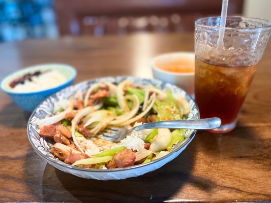 Gigi's Chinese Cuisine by null