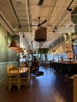 Marna's Eatery and Lounge by null