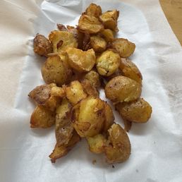 Side of Golden crisp potatoes Side of Golden crisp potatoes