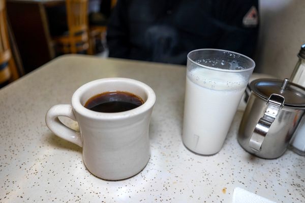 Ann's Doughnut Coffee Shop by null