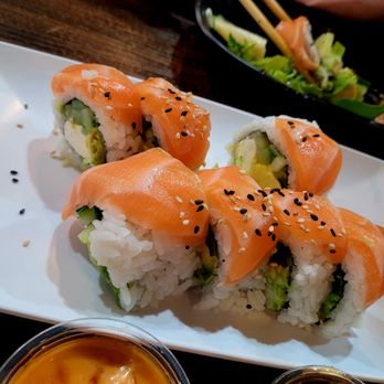 The Sushi By Jin - Philly Roll - Sushi Bars Near Me - North Hollywood, California The Sushi By Jin - Philly Roll - Sushi Bars Near Me - North Hollywood, California